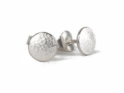 strukturierte Silberstecker