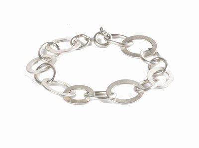 ovales Gliederarmband aus Silber