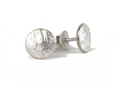 strukturierte Silberstecker