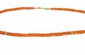 leuchtend orange Kette aus Feueropal mit Goldgranulation