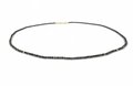 feine schwarze Spinellkettte mit Gelbgold